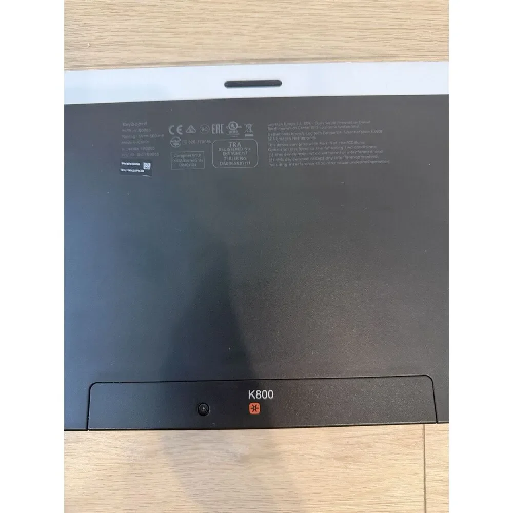 Logitech backlit black ensures